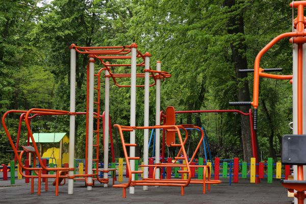 Monkey Bars Construction